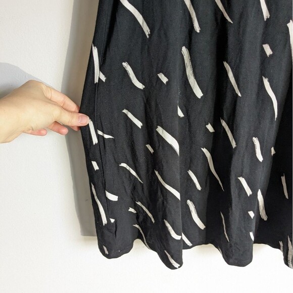 Loft Black White Twist Knot Flutter Sleeve Dress Women's Size Small Petite - Picture 4 of 7